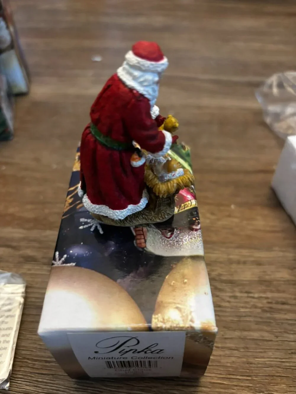 Pipka Prizm miniature Santa and The Christ Child MIB 10062
